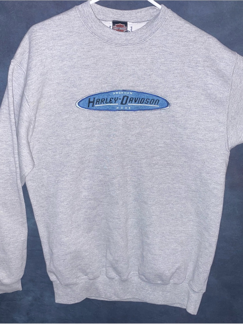 Harley-Davidson Men's Vintage Light Gray Crewneck Sweatshirt w/ Denim Logo Patch